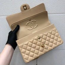 Load image into Gallery viewer, Chanel caviar 25cm
