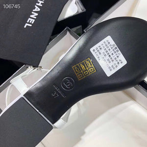 Chanel slides 2 colors