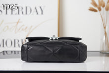 Load image into Gallery viewer, C h a n e l black/silver