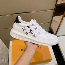 Load image into Gallery viewer, Lv new sneakers