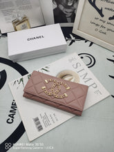 Load image into Gallery viewer, Chanel 19cm