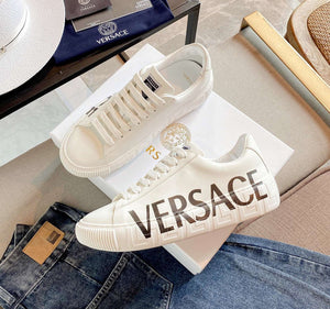 V e r s a c e sneakers