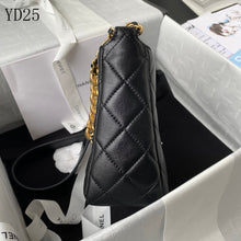 Load image into Gallery viewer, C h a n e l black 16cm