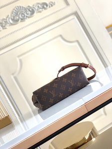 Lv lock brown