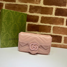 Load image into Gallery viewer, G u c c i pink 22cm