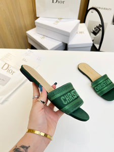 D I o r slides