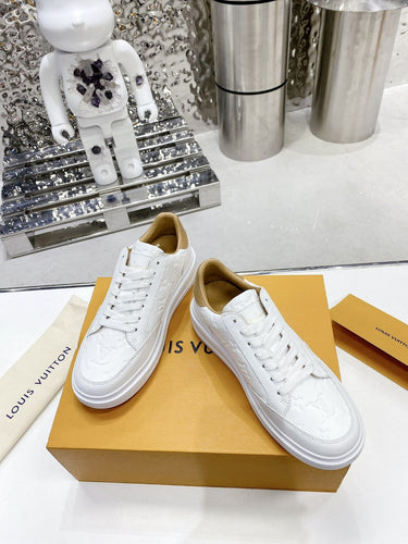 L v sneakers white