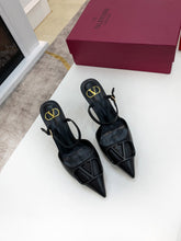 Load image into Gallery viewer, V heels black 7.5cm 34-41