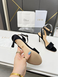 D I o r heels