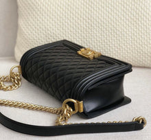 Load image into Gallery viewer, C h a n e l boy black/gold