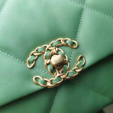 Load image into Gallery viewer, C h a n e l green 20  30 10(cm)
