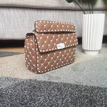 Load image into Gallery viewer, Valentino rockstud