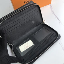 Load image into Gallery viewer, L v pouch 21*11*5