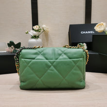 Load image into Gallery viewer, C h a n e l green 20  30 10(cm)