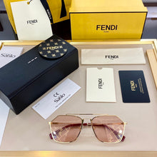 Load image into Gallery viewer, Fendi sunnies