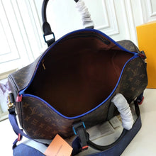 Load image into Gallery viewer, Lv duffel