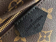 Load image into Gallery viewer, Lv backpack