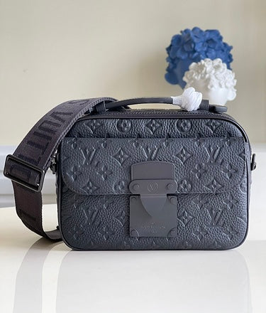 L v gray messenger