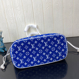 L v blue neverfull