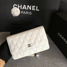 Load image into Gallery viewer, Chanel 19x12 cm