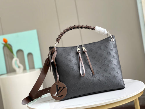 L v tote black