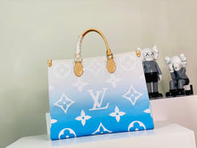 Load image into Gallery viewer, L v on the go new blue 41 cm