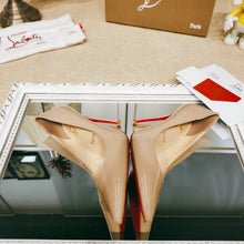 Load image into Gallery viewer, Christian Louboutin cream