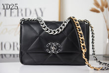 Load image into Gallery viewer, C h a n e l black/silver