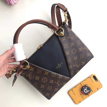 Load image into Gallery viewer, Lv monogram black