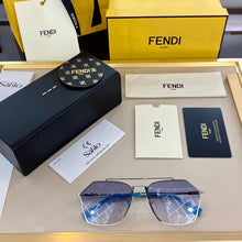 Load image into Gallery viewer, Fendi sunnies