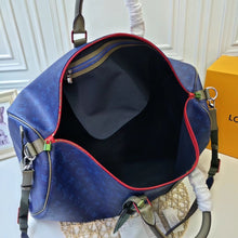 Load image into Gallery viewer, Lv duffel