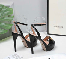 Load image into Gallery viewer, G u c c i heels