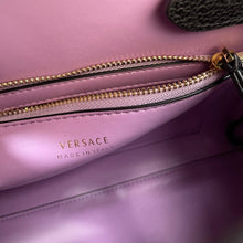 Load image into Gallery viewer, V e r s a c e black/gold 26-12-20CM 。