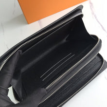 Load image into Gallery viewer, L v pouch 21*11*5