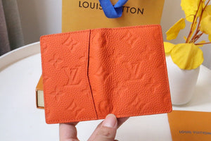L v pocket wallet