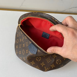 Lv new bumbag