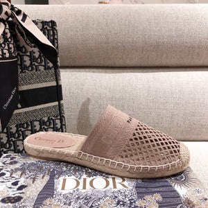 D i o r slides