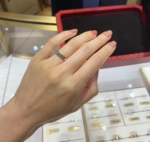 C a r t I e r ring