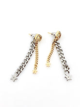 Load image into Gallery viewer, D i o r earrings