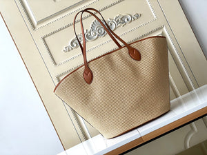 L v brown tote