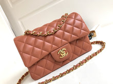Load image into Gallery viewer, Chanel classic 25 cm brown