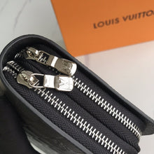 Load image into Gallery viewer, L v pouch 21*11*5