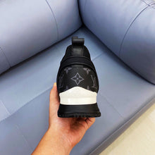 Load image into Gallery viewer, L v sneakers 2021