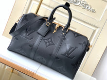 Load image into Gallery viewer, L v duffle 45 cm