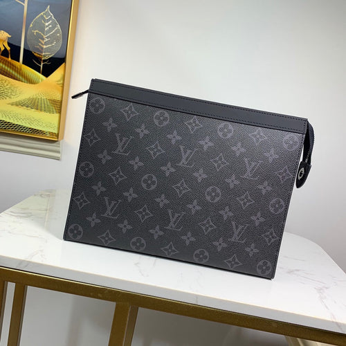 Lv new pouch