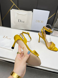 D I o r heels