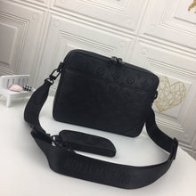 Load image into Gallery viewer, L v new 2021 27*4.5*18.5 black