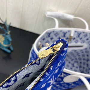 L v blue neverfull