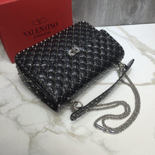 Load image into Gallery viewer, Valentino Rockstud