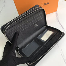 Load image into Gallery viewer, L v pouch 21*11*5